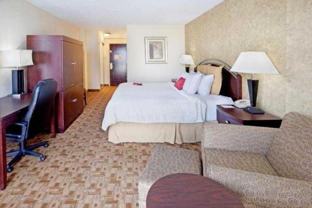 Radisson Hotel Austin - University Zewnętrze zdjęcie
