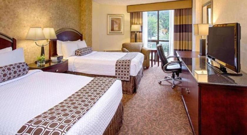 Radisson Hotel Austin - University Zewnętrze zdjęcie