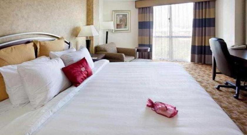 Radisson Hotel Austin - University Zewnętrze zdjęcie